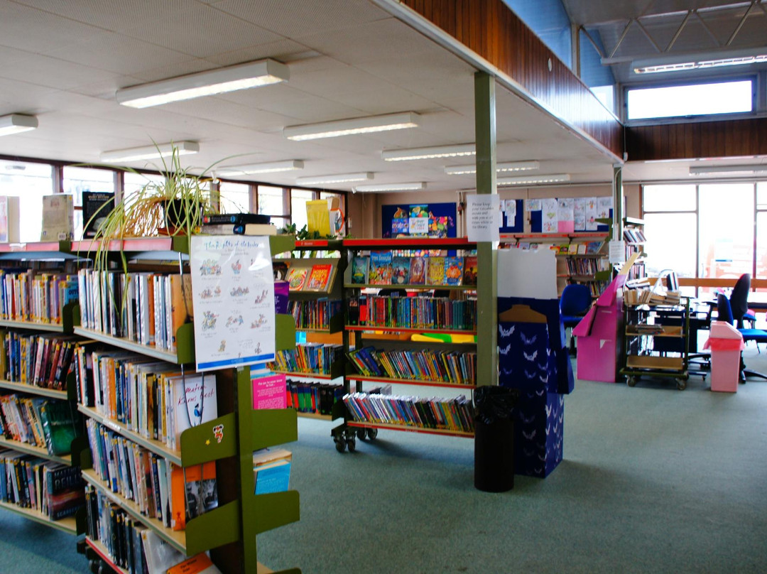 Westcliff Library景点图片