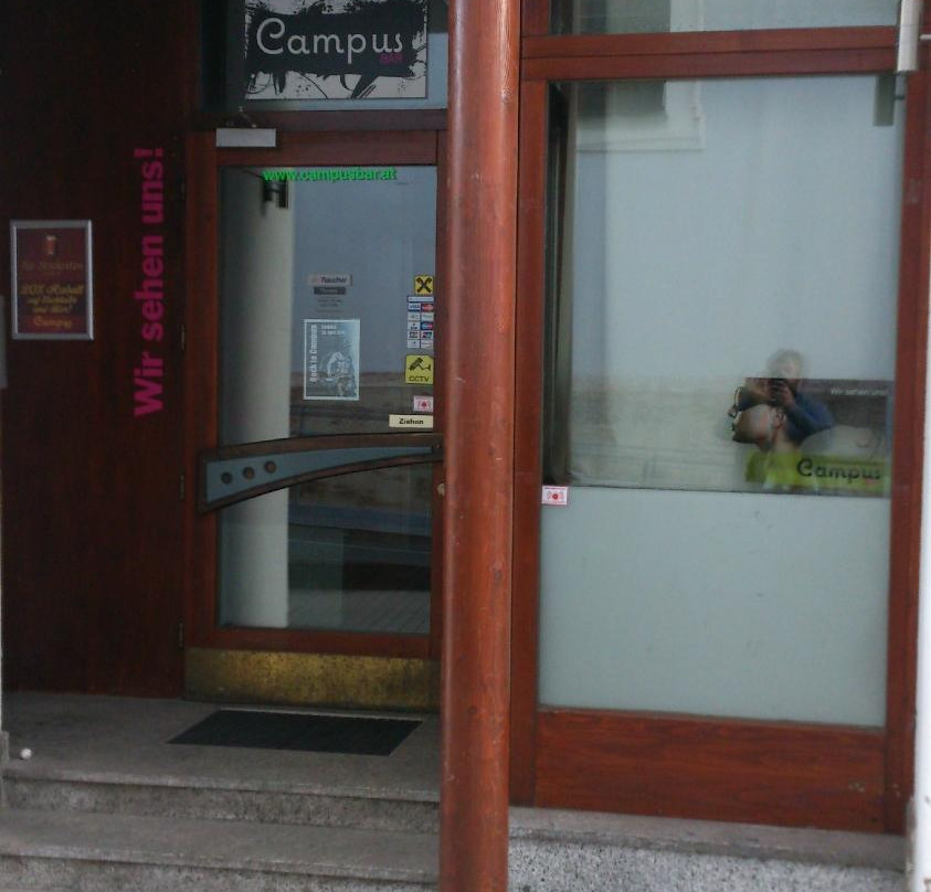 Campus Bar-莱奥本必去景点