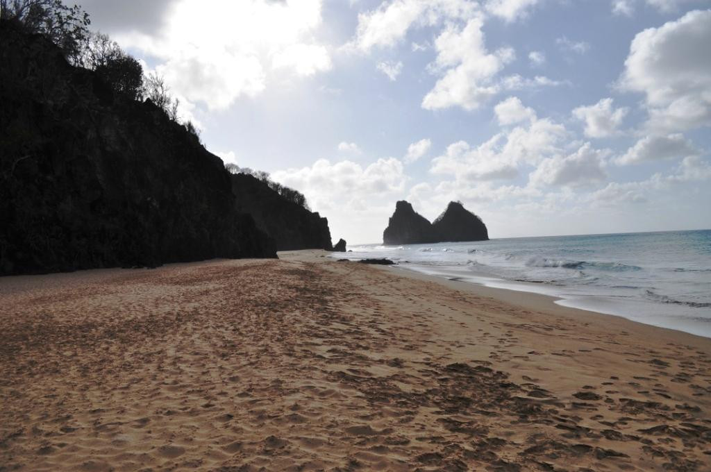 Quixabinha Beach-费尔南多-迪诺罗尼亚群岛必去景点