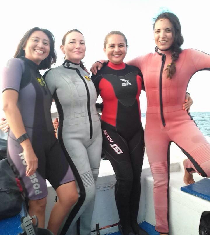 Squalo Divers-坎昆必去景点