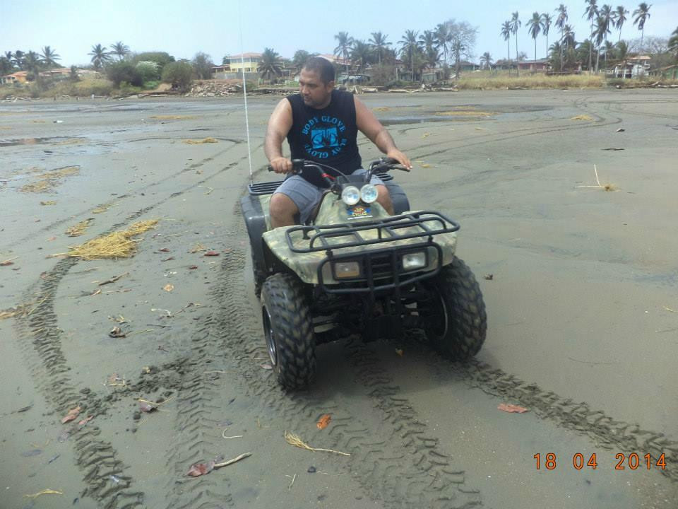 Playa El Puerto景点图片