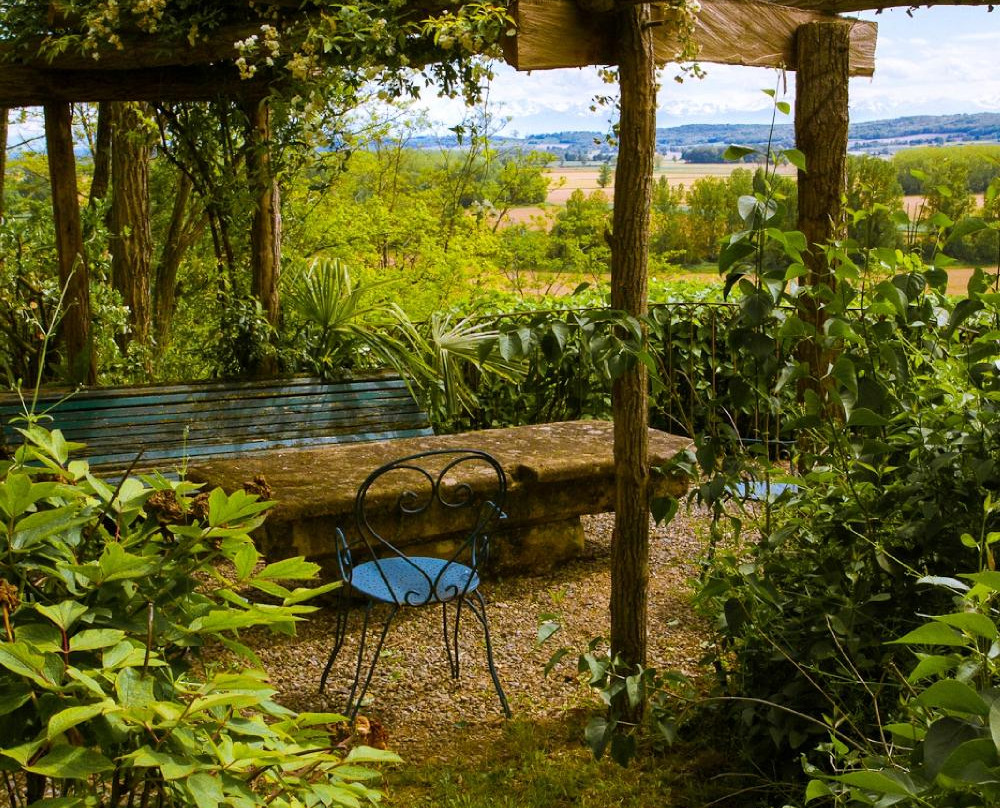 Au Chateau Juillac主图