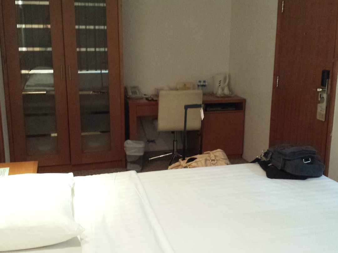 君俊商务酒店主图