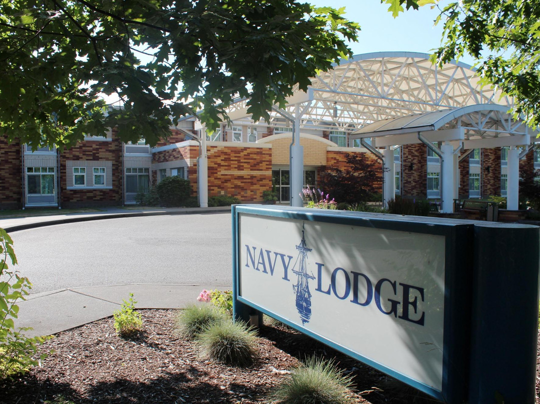 Navy Lodge Everett