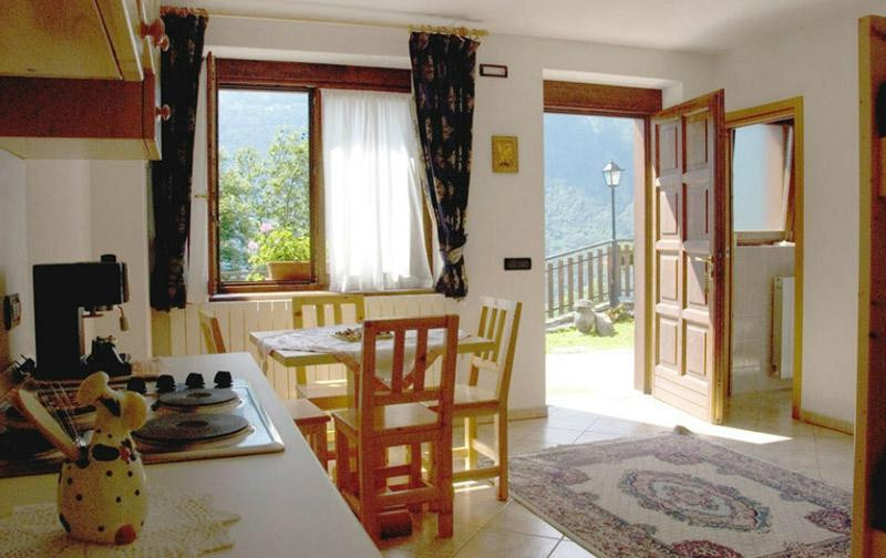 Lovero餐馆和美食-Agriturismo Al Castagneto
