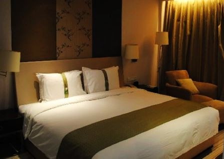 南京水游城假日酒店主图