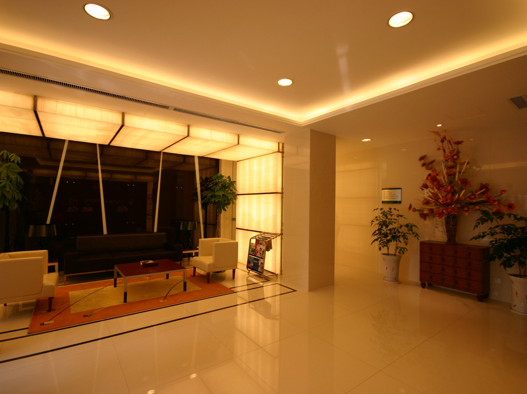 太阳花酒店主图