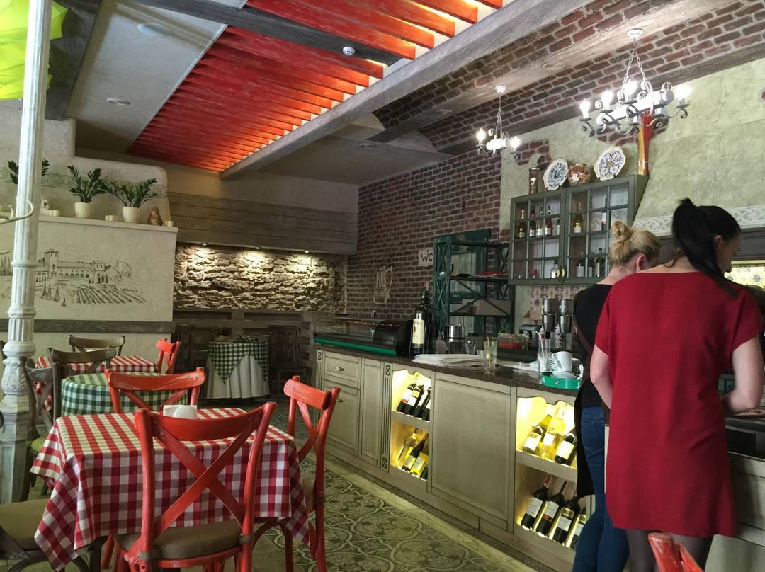 Cafe Olivia