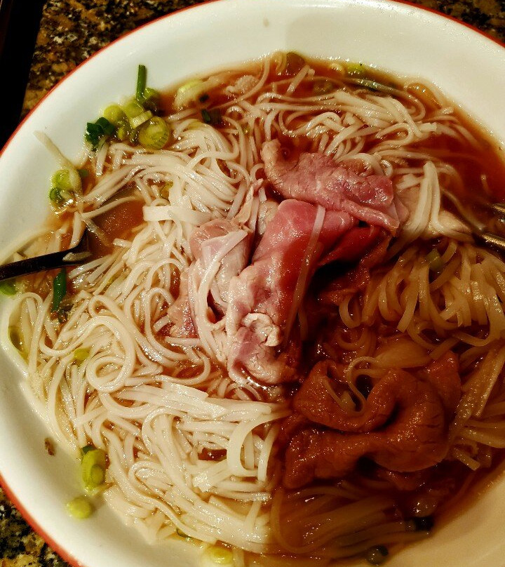 Pho Tam Langley
