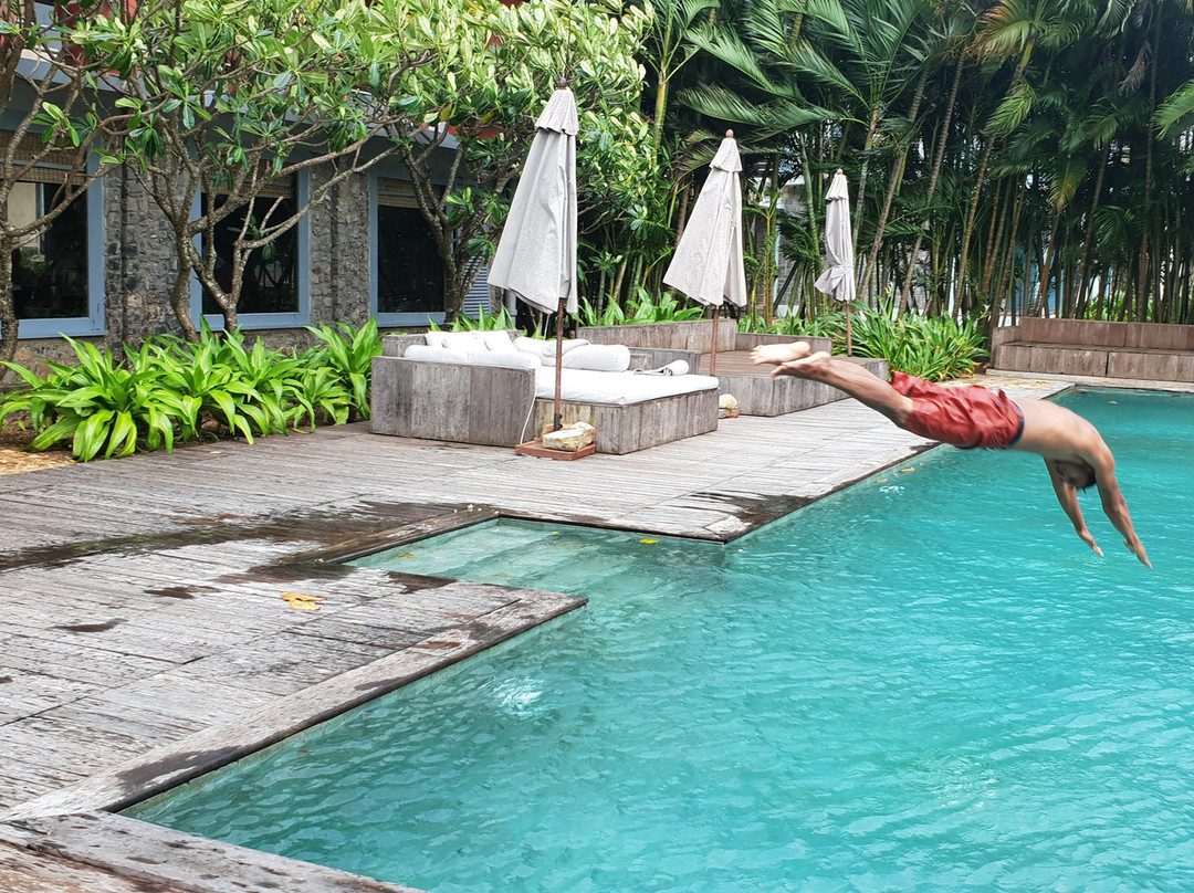 科奈邦查特渡假酒店主图