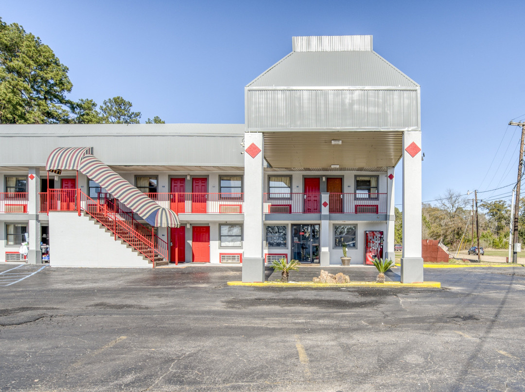 派恩维尔戴斯酒店