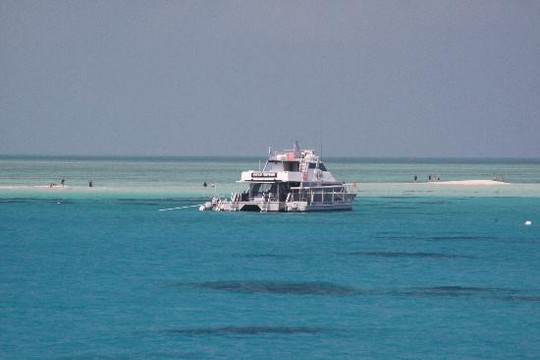 Ocean Spirit Cruises-凯恩斯必去景点