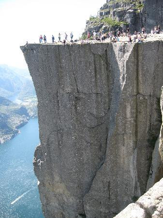 Preikestolen-福桑市必去景点