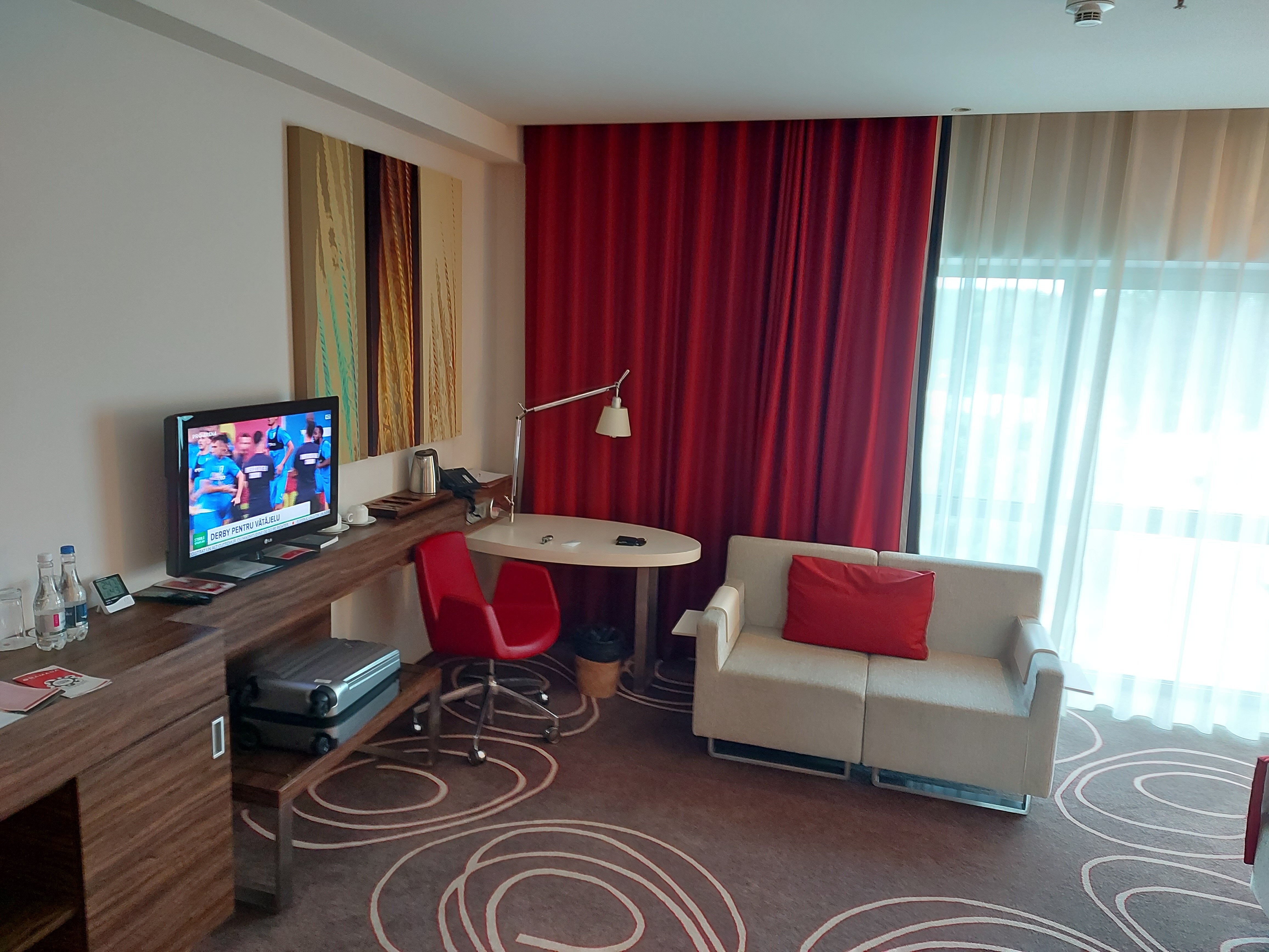 Ramada Pitesti-官方