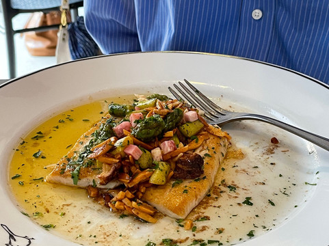 教堂山餐馆和美食-Bluebird