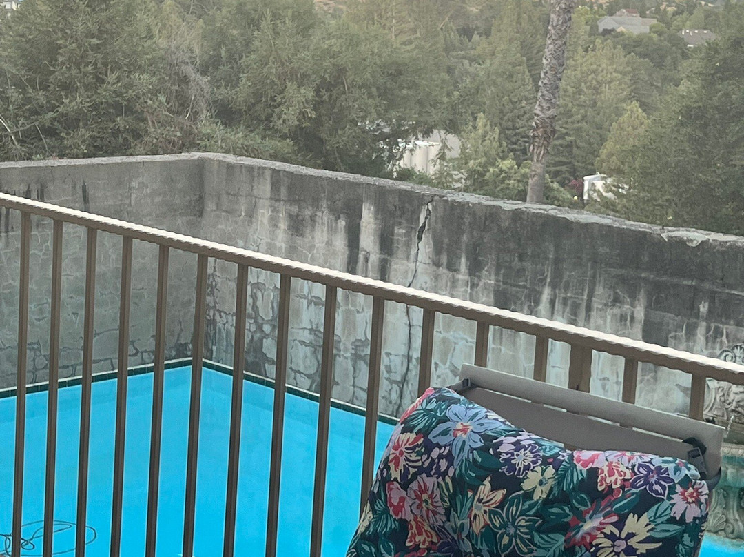 Bella Villa Messina Wine Country Inn主图