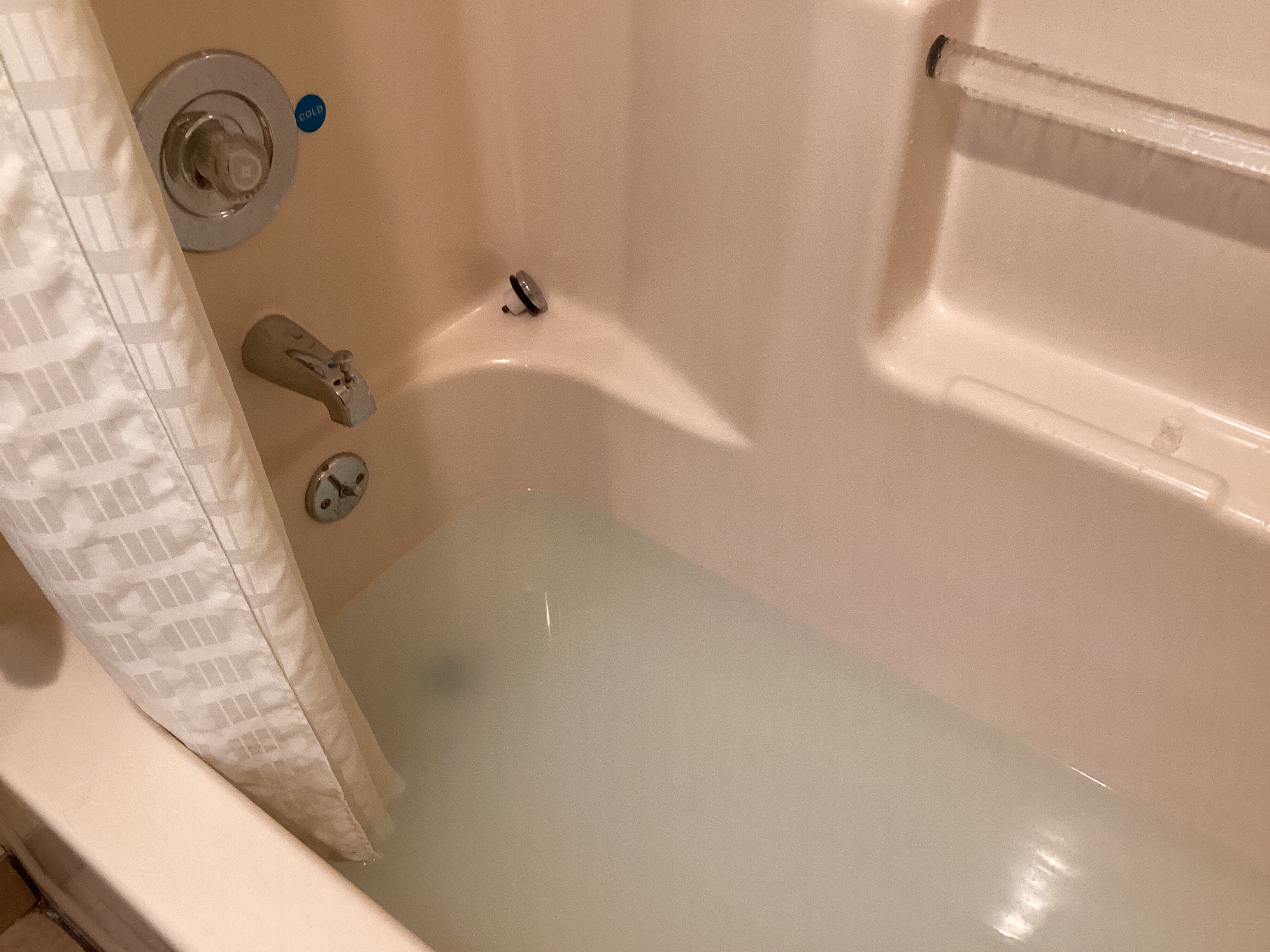 Best Western Inn & Suites-浴室