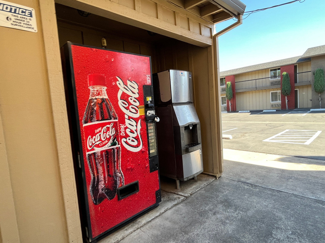 Super 8 by Wyndham Red Bluff主图