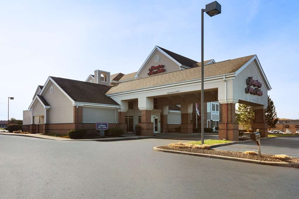 Hampton Inn & Suites Scottsburg主图