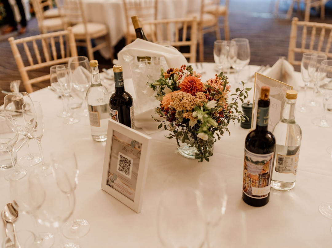 麦克唐纳德巴斯SPA度假酒店主图