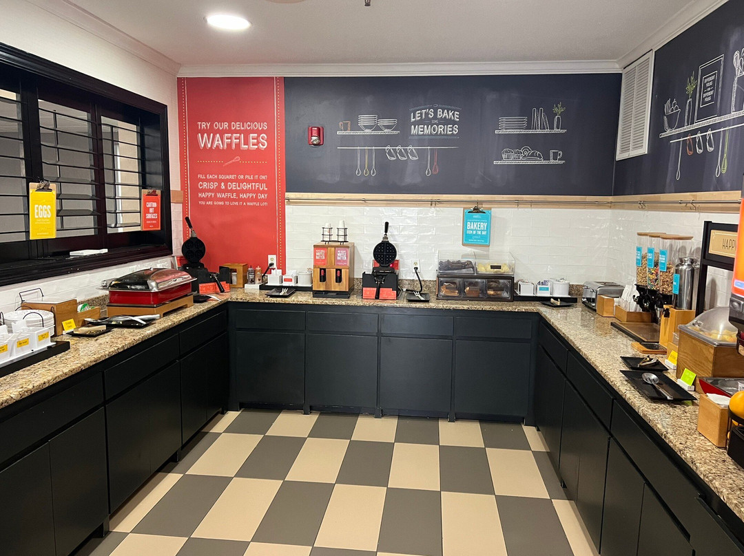 Hampton Inn Covington主图