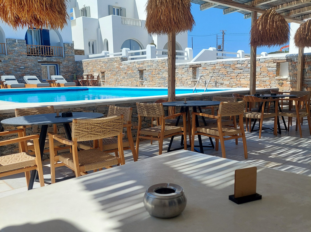 Ios Resort Hotel主图