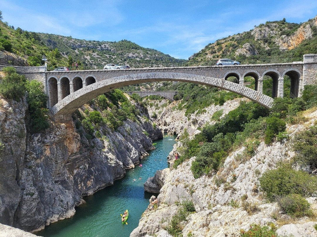 le Pont du Diable  Aniane-Aniane必去景点