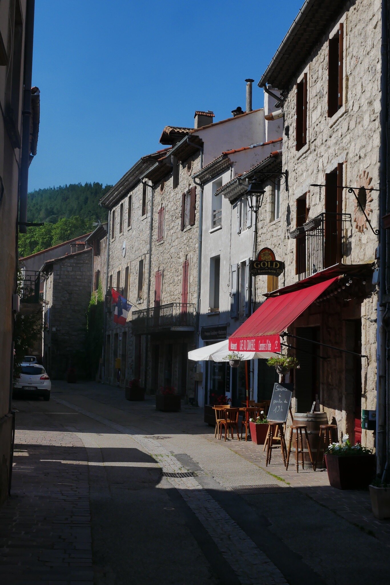 Café du Commerce-官方