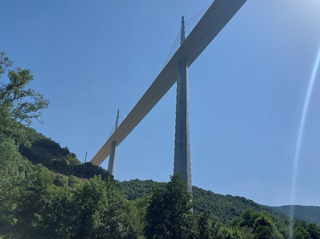 Bateliers du Viaduc景点图片
