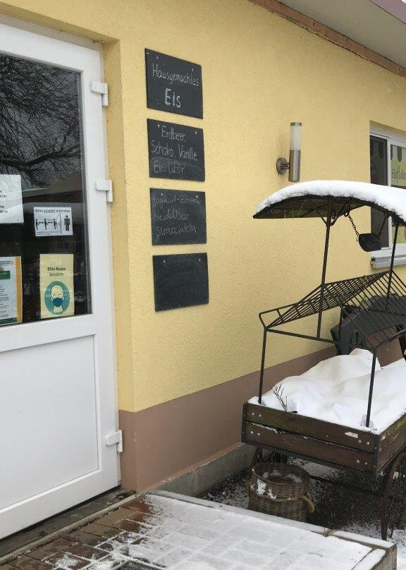 MIRIQUIDI-fine black alpacas-Oederan必去景点