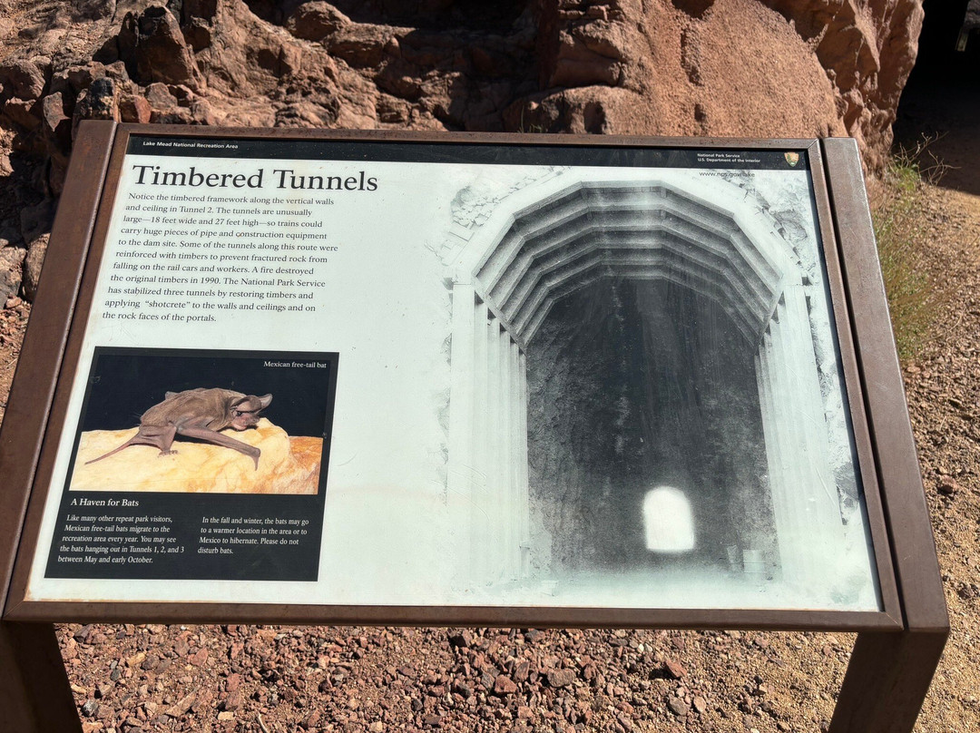 火车轨遗迹-博尔德城必去景点