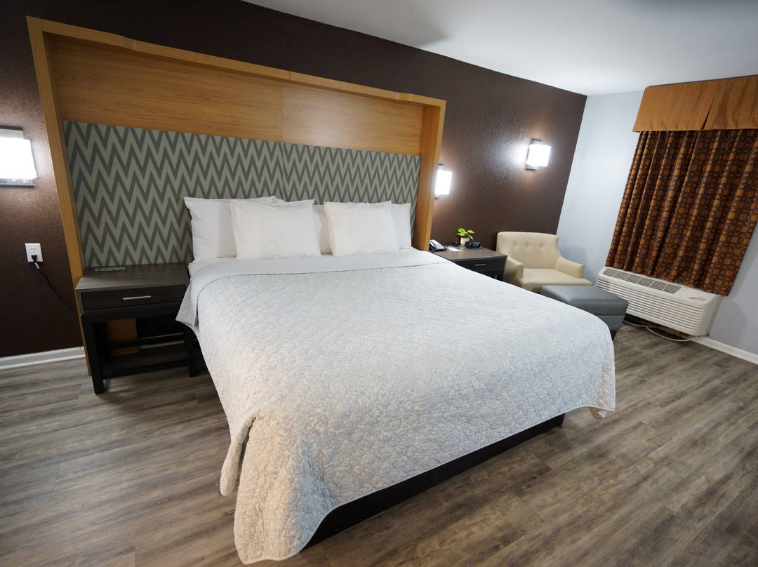 Columbus Inn And Suites主图