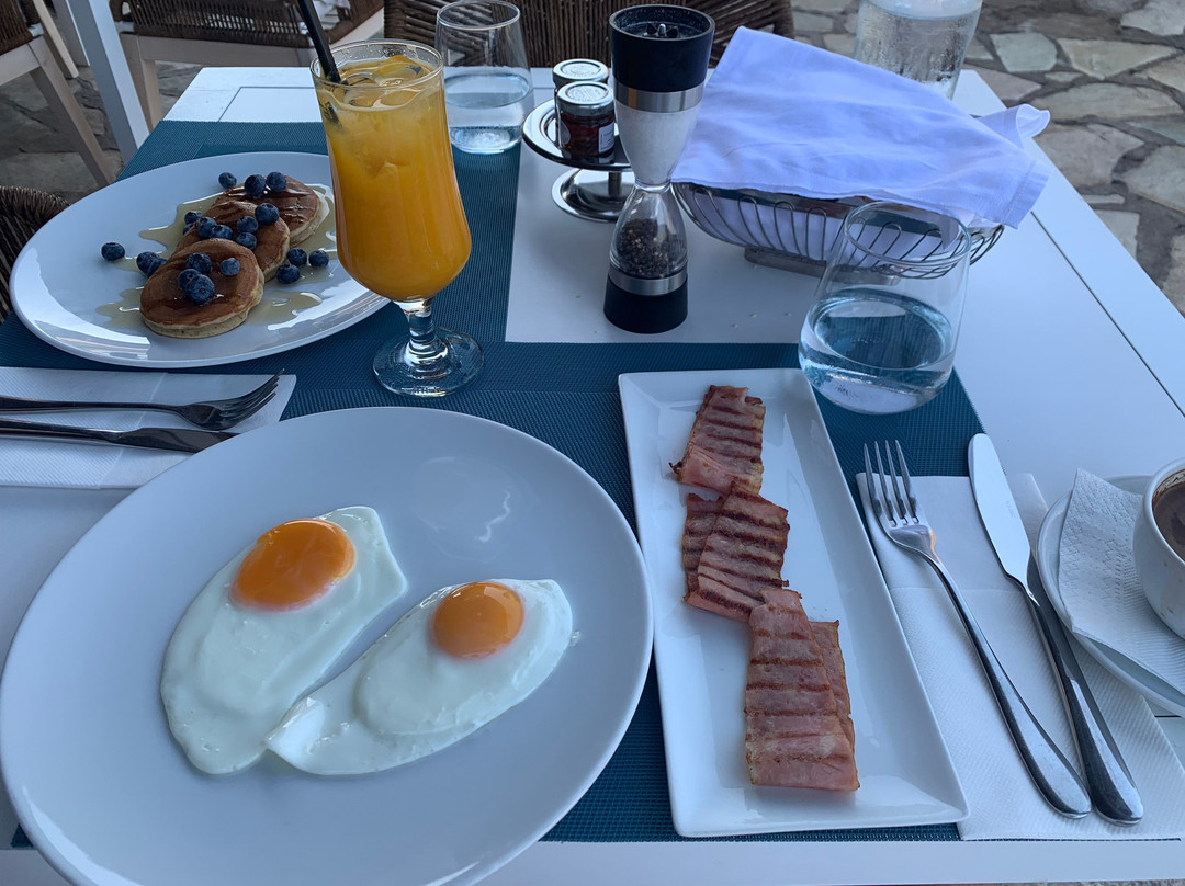 Mandraki Beach Resort主图