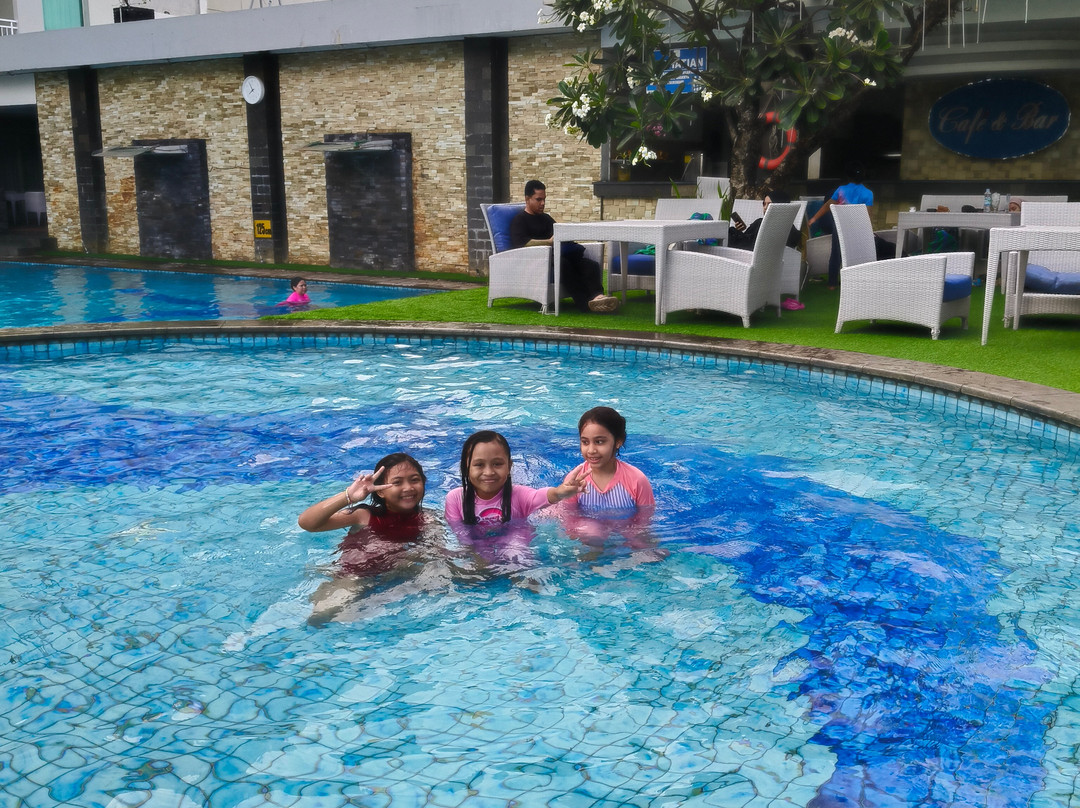 CLARO Makassar主图