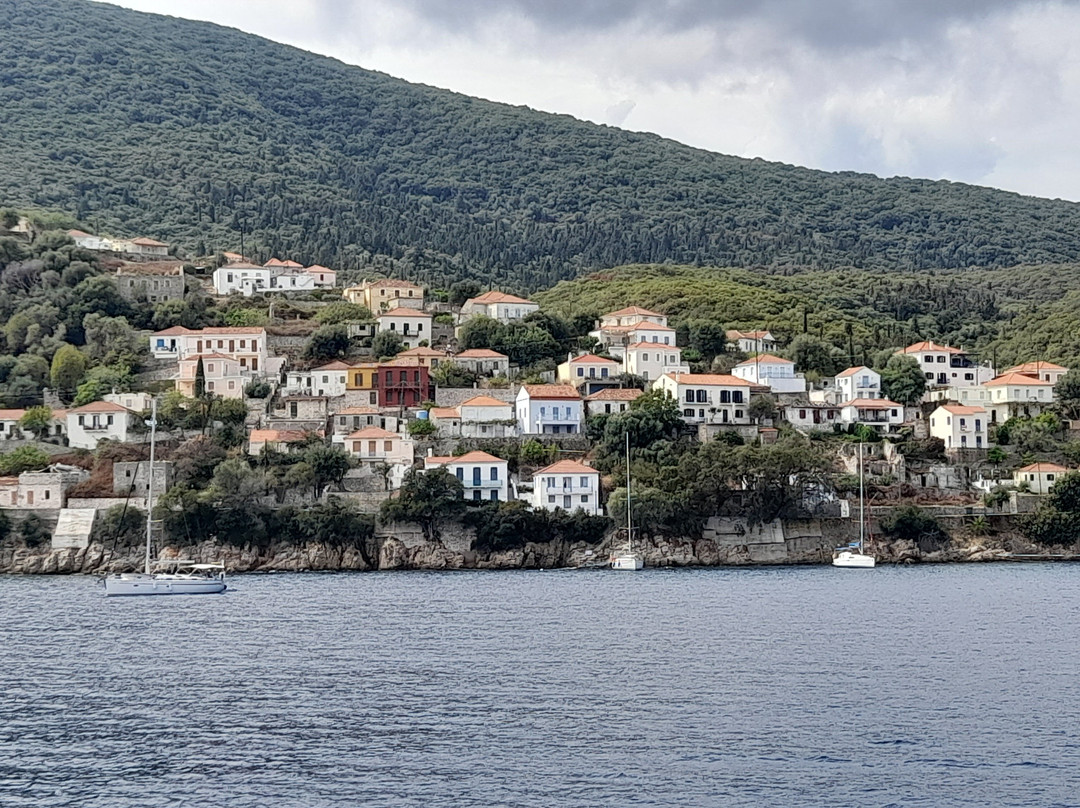 Kioni Harbour-Kioni必去景点