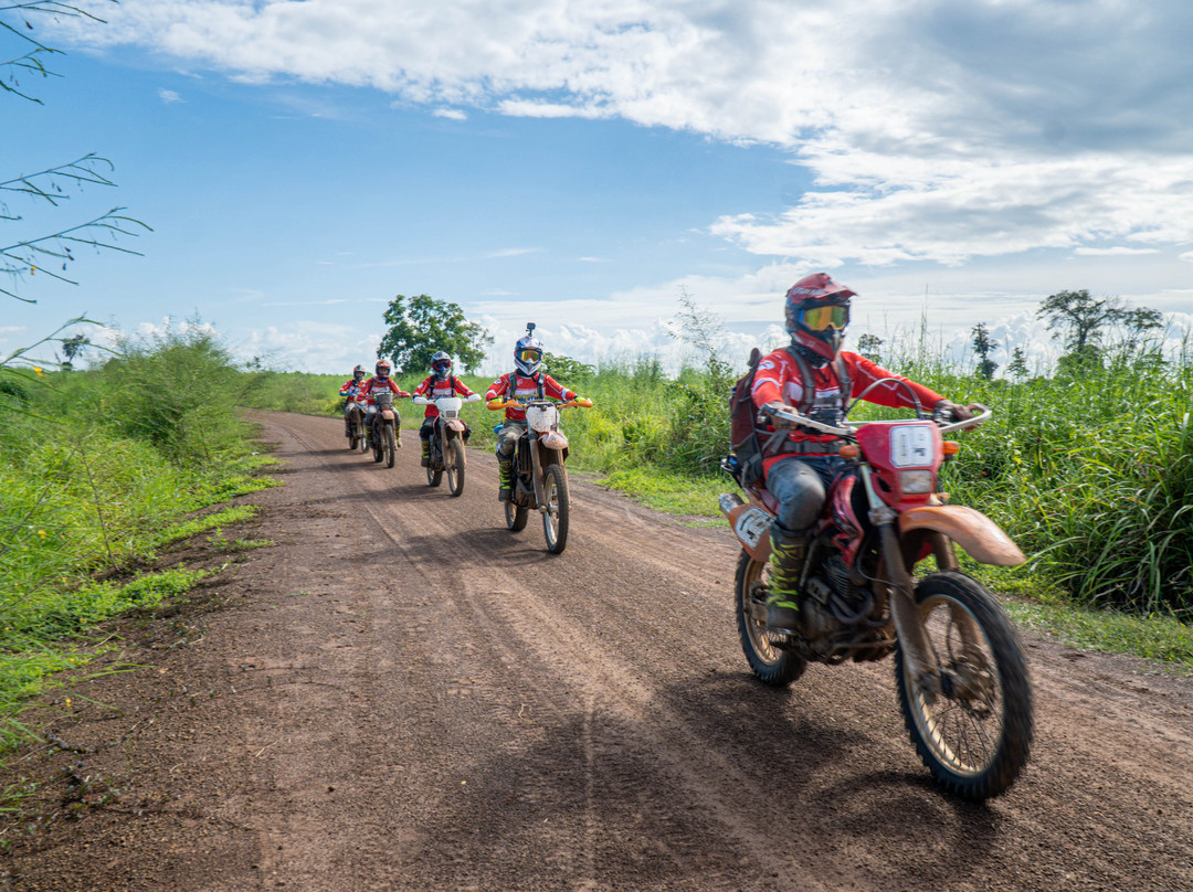 Dirtbike Expeditions景点图片