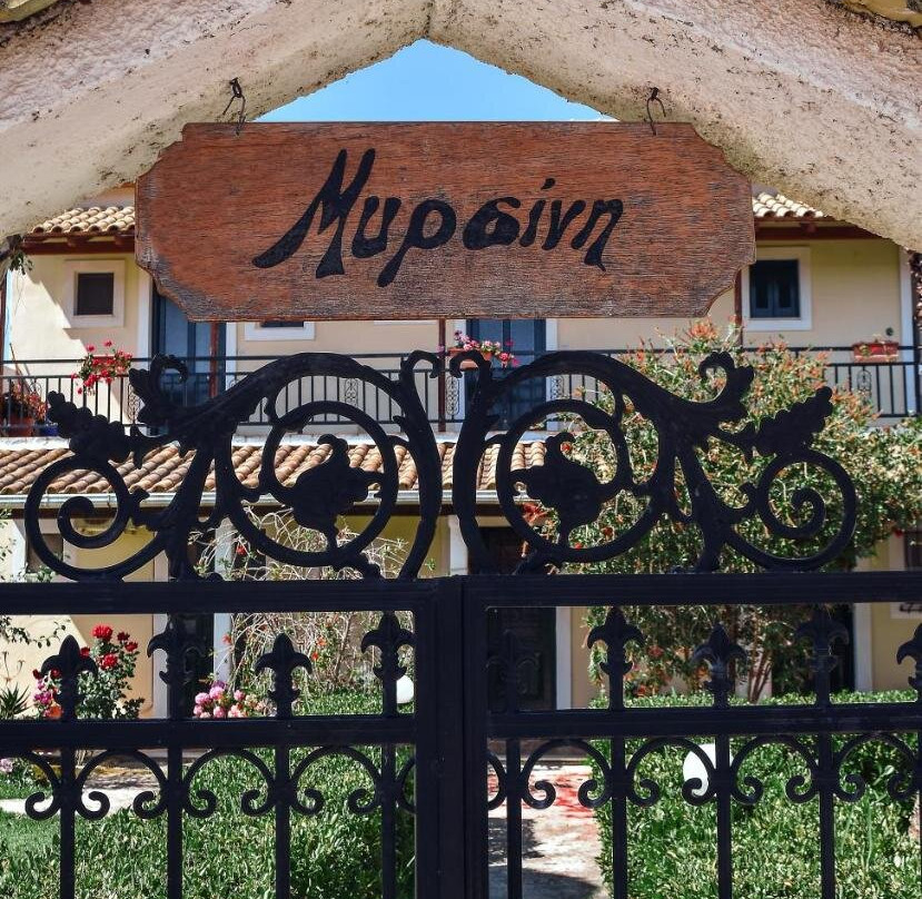 Mirsini Apartments