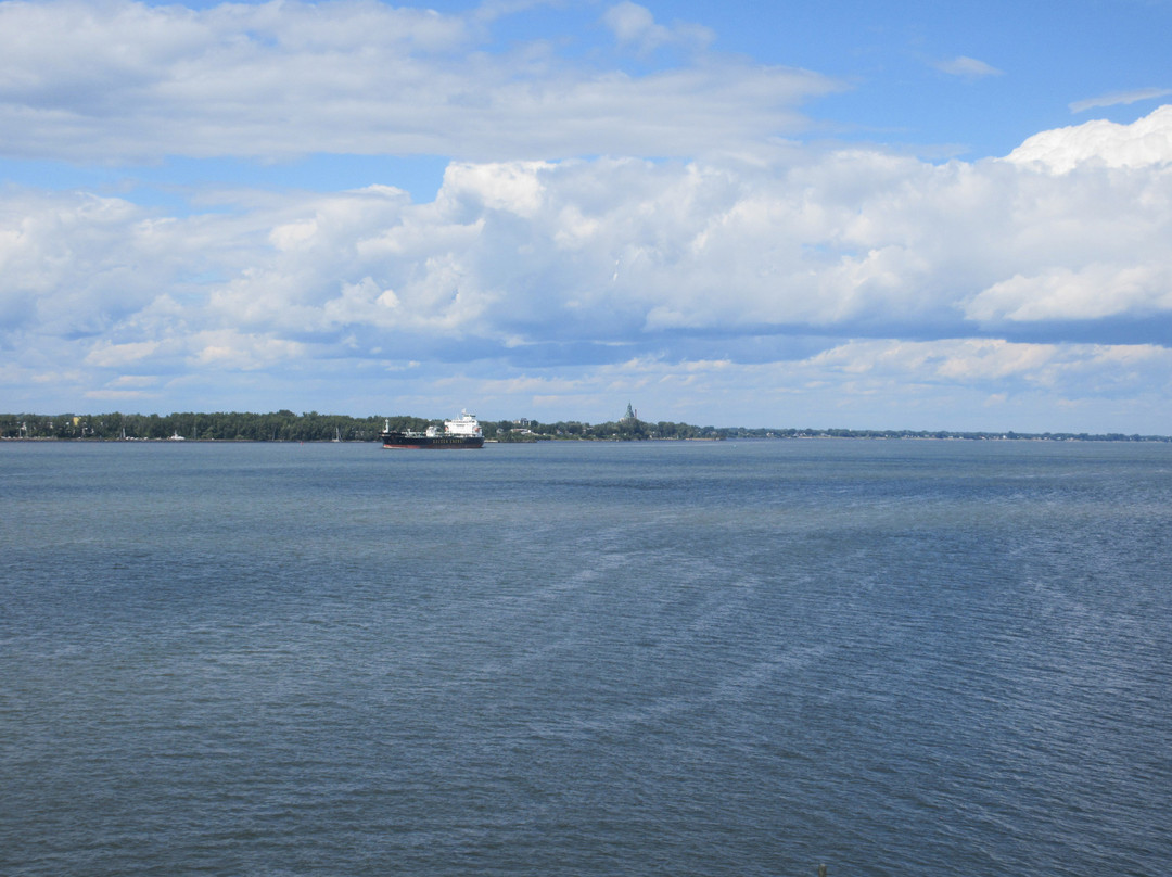 Quai De Sainte-angèle-贝坎库尔必去景点