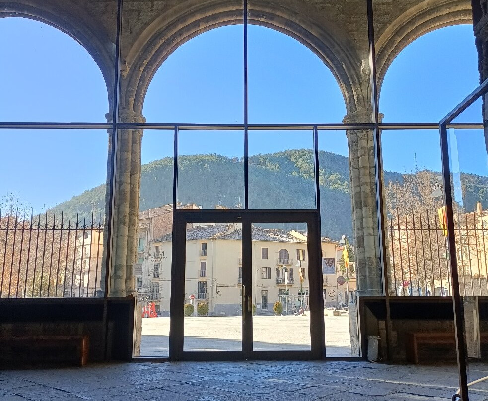 Monestir de Santa Maria de Ripoll景点图片