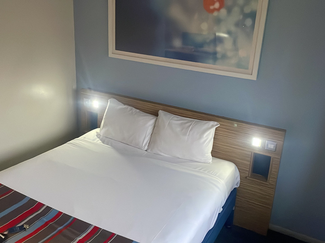 Travelodge Swansea M4主图