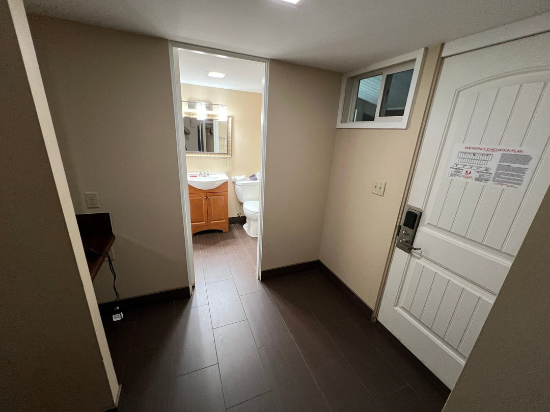 The Putney Inn主图