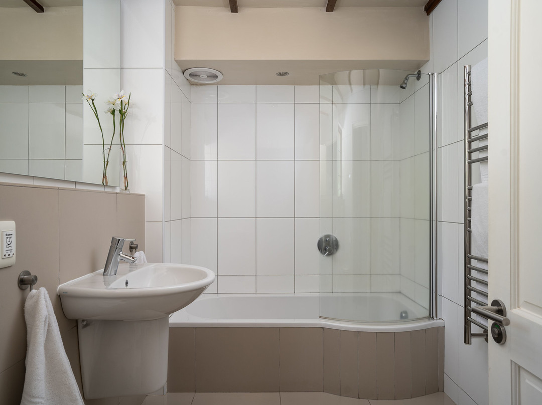 Lalapanzi Lodge主图