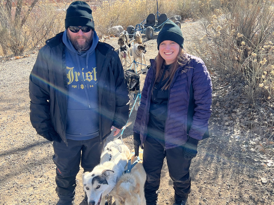 Mountain Paws-帕戈萨斯普林斯必去景点