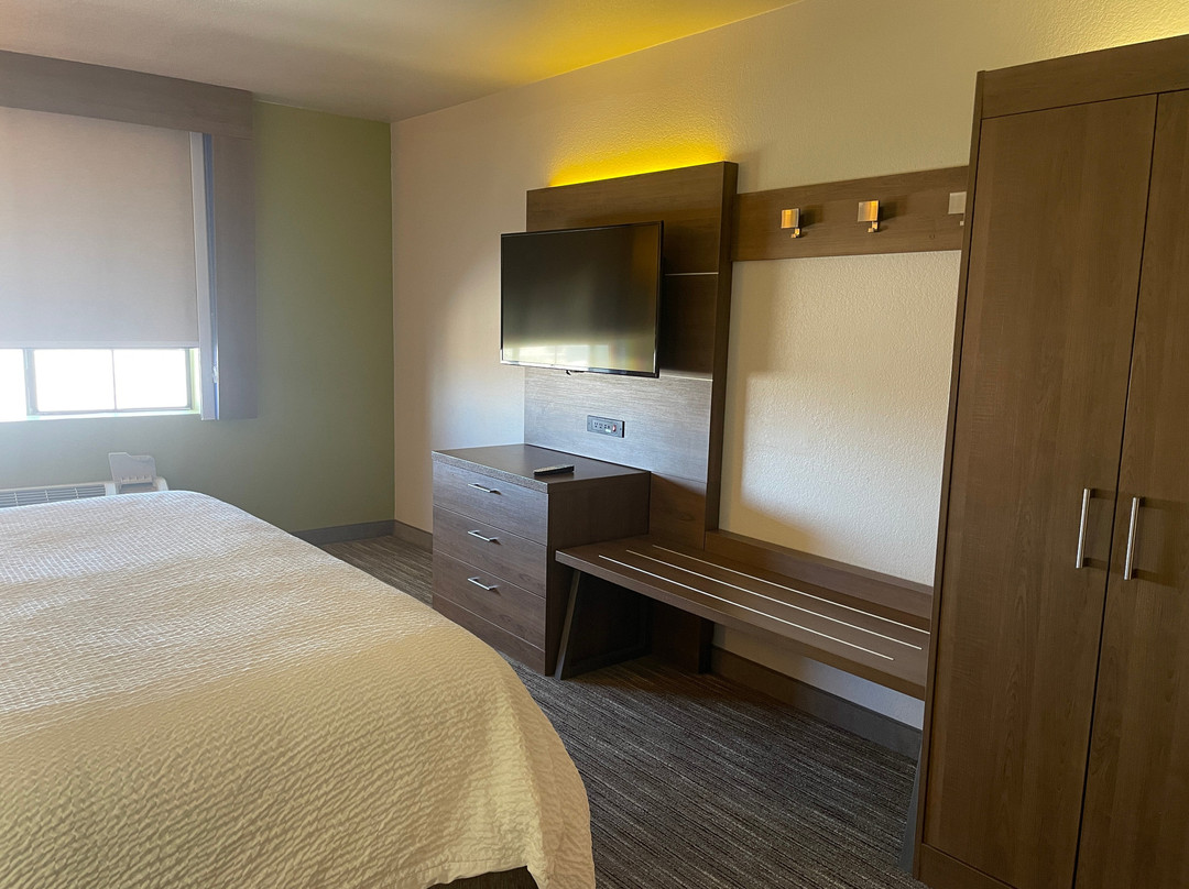 Holiday Inn Express & Suites Hesperia by IHG主图