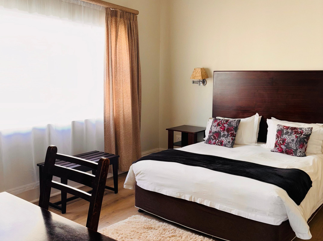 Sir Roy's At The Sea主图