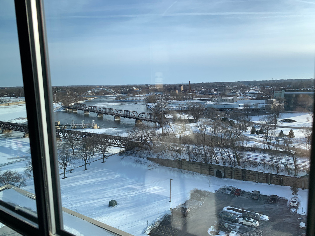 Embassy Suites Rockford Riverfront主图