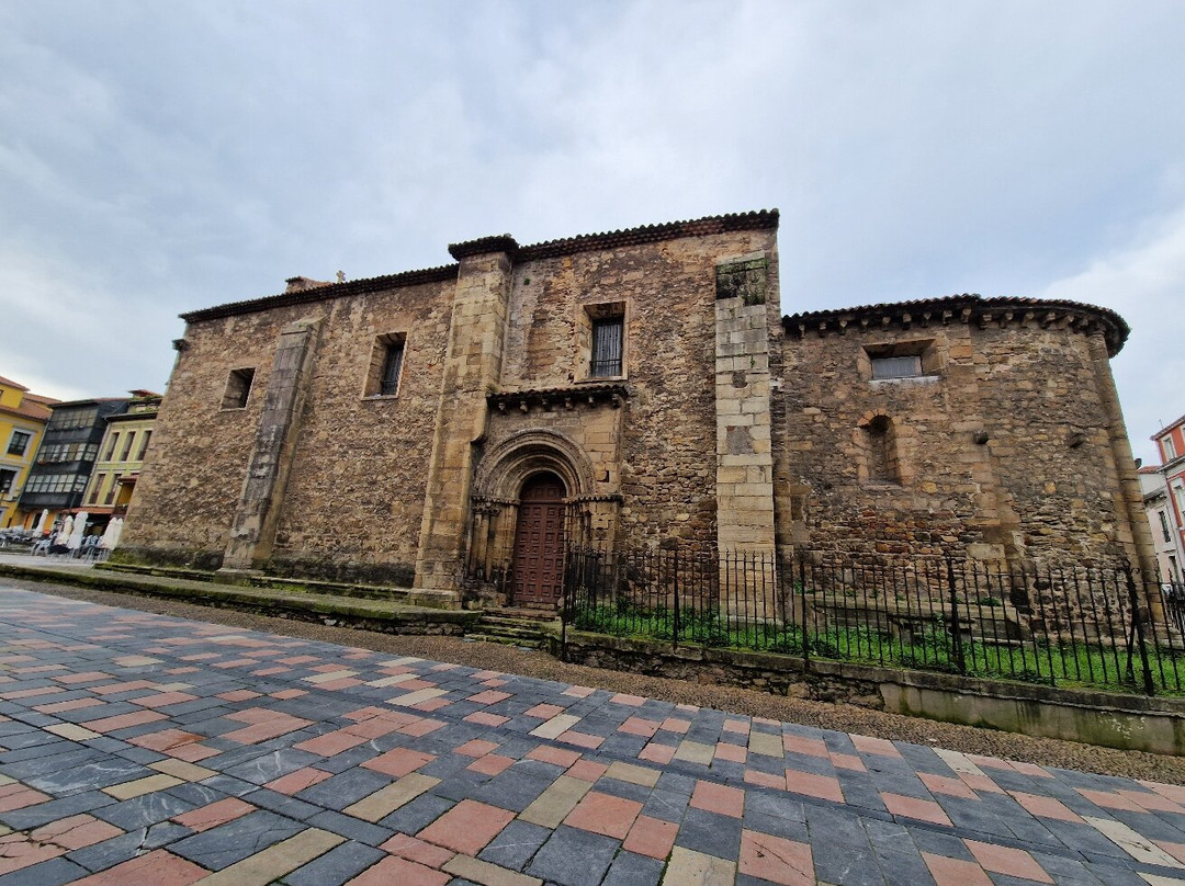 Iglesia Vieja de Sabugo-阿维莱斯必去景点