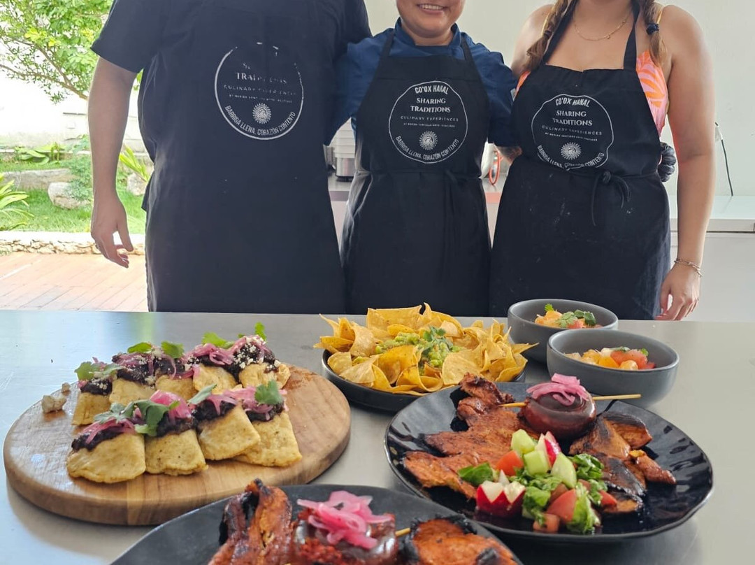 Sharing Traditions Cooking Class & Market Tour-梅里达必去景点