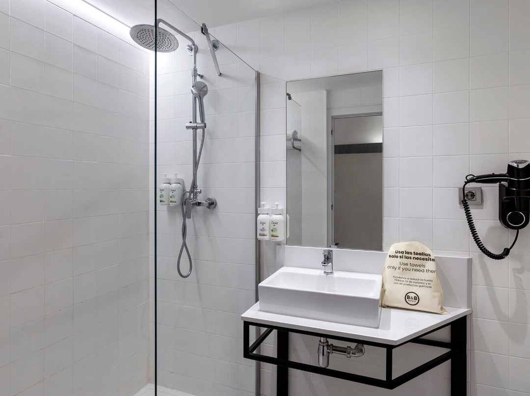 斯多瑞梅格拉纳达酒店主图