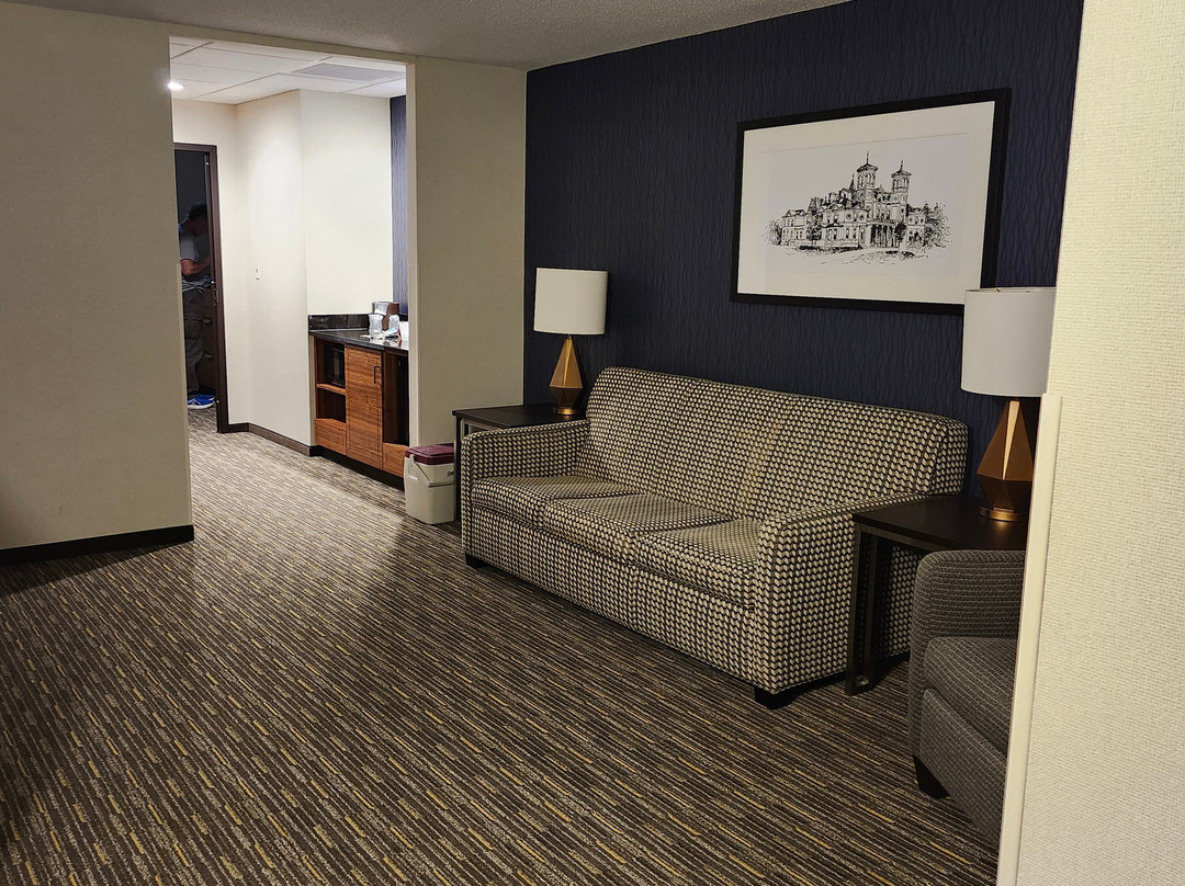 Drury Inn & Suites Lafayette, IN主图